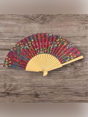 Gucci Beauty Hand Fan